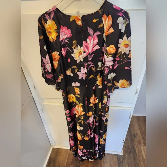 Ted Baker Ossiee Rhubarb Floral Black Flared Sleeves Midi Dress Womens Size 4 - Picture 4 of 5
